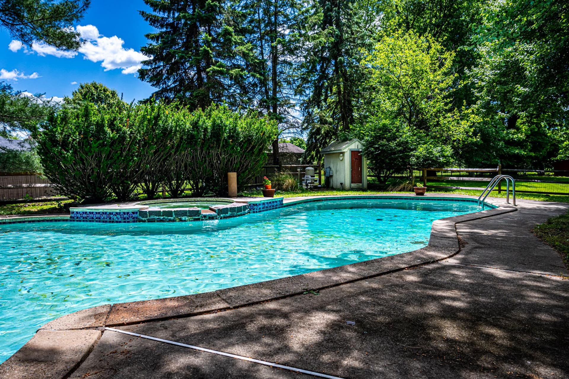 1046 S Trappe photo 43