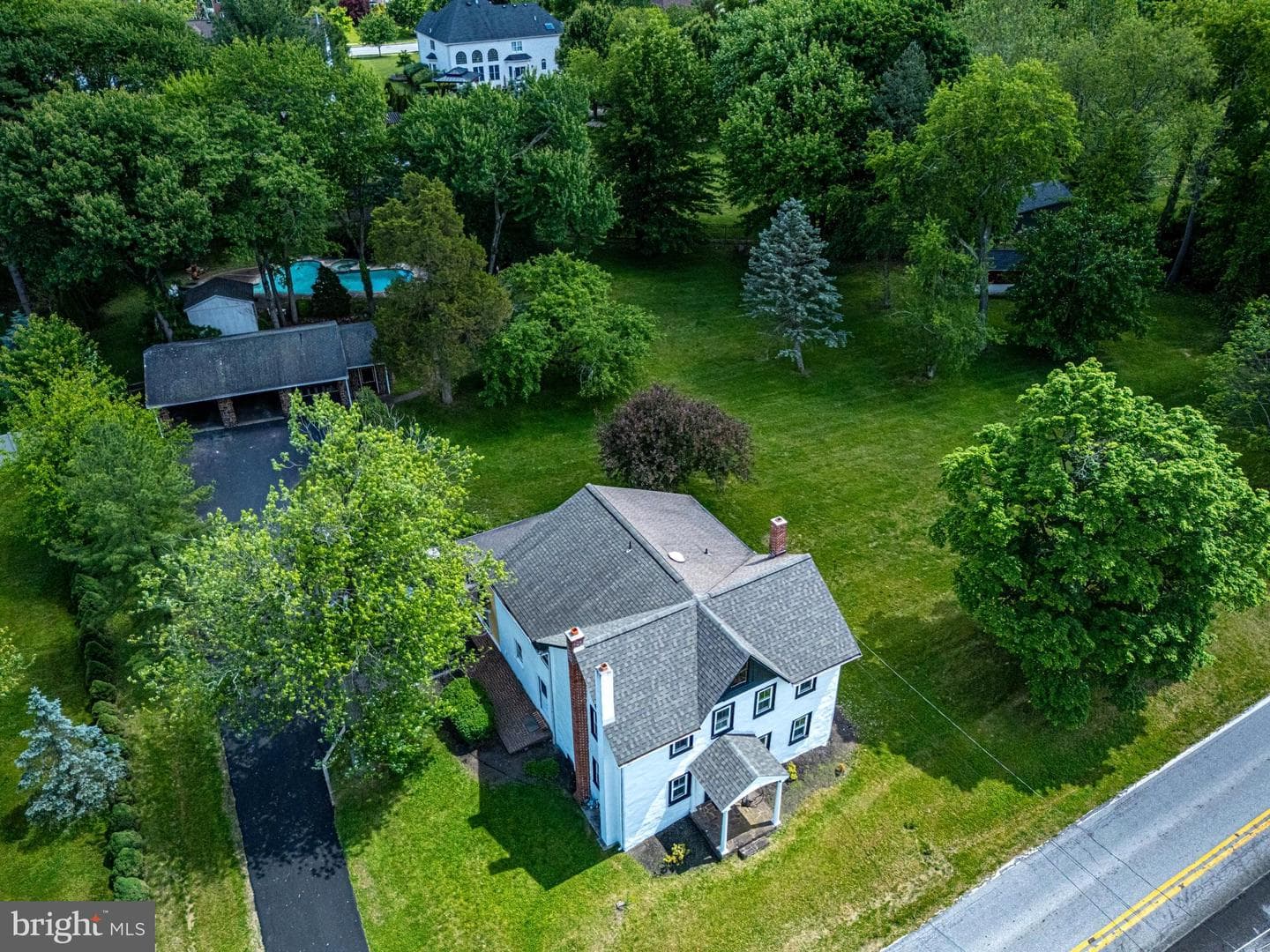 1046 S Trappe photo 5