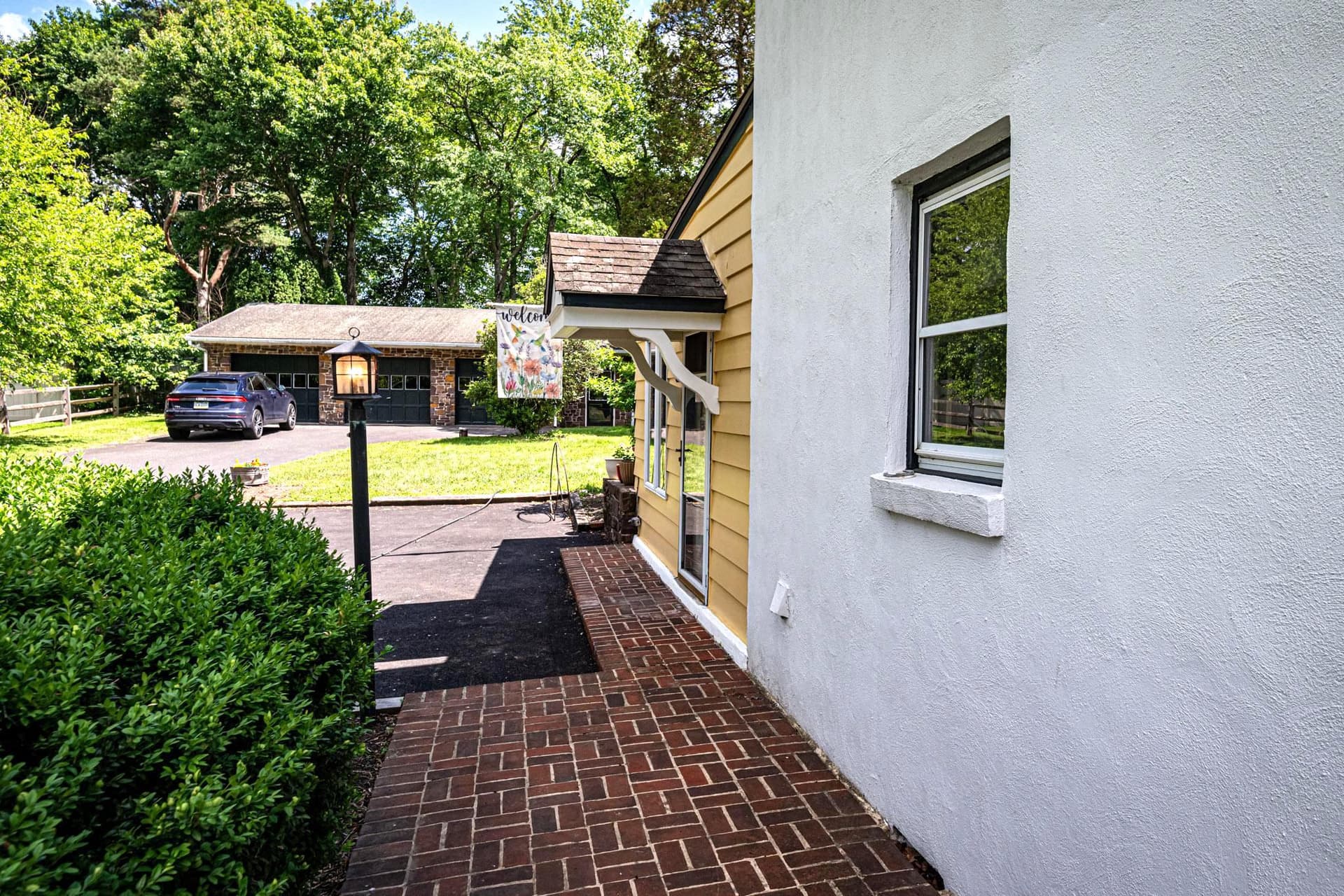 1046 S Trappe photo 9