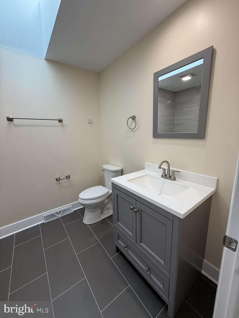 48 Walters Lane photo 17