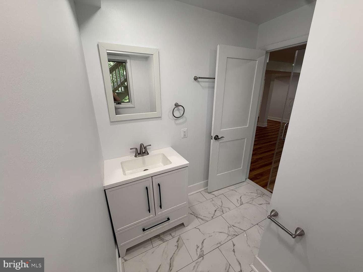 48 Walters Lane photo 34