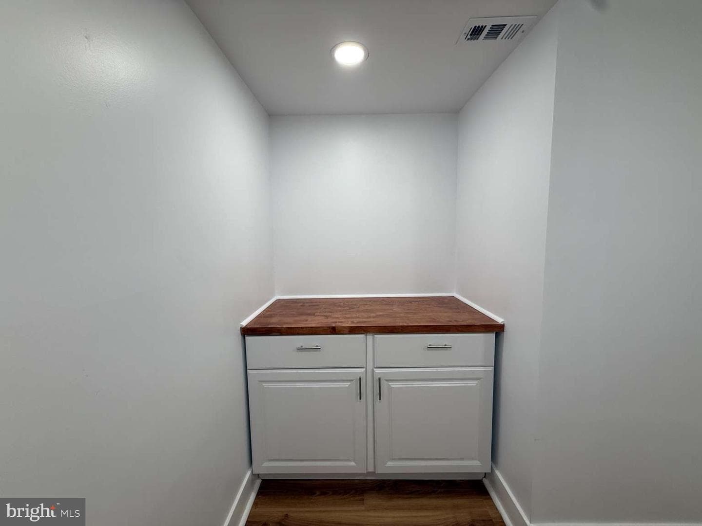 48 Walters Lane photo 44