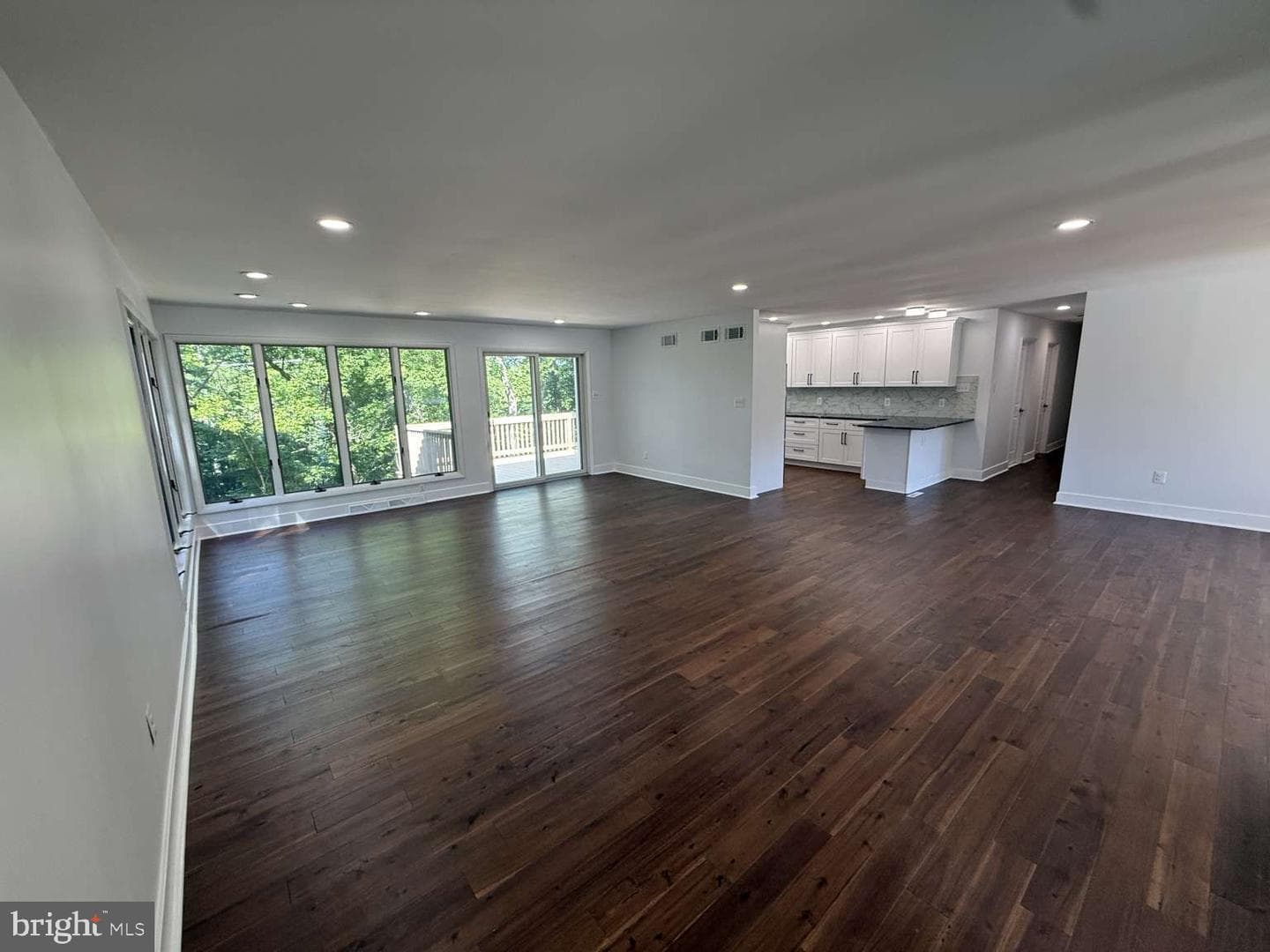 48 Walters Lane photo 9