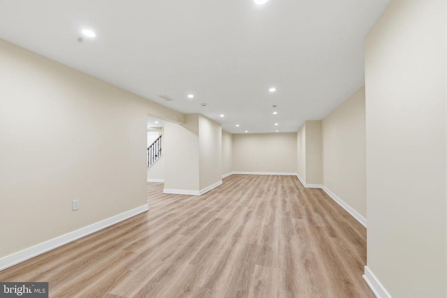 936 Wesley Avenue photo 30