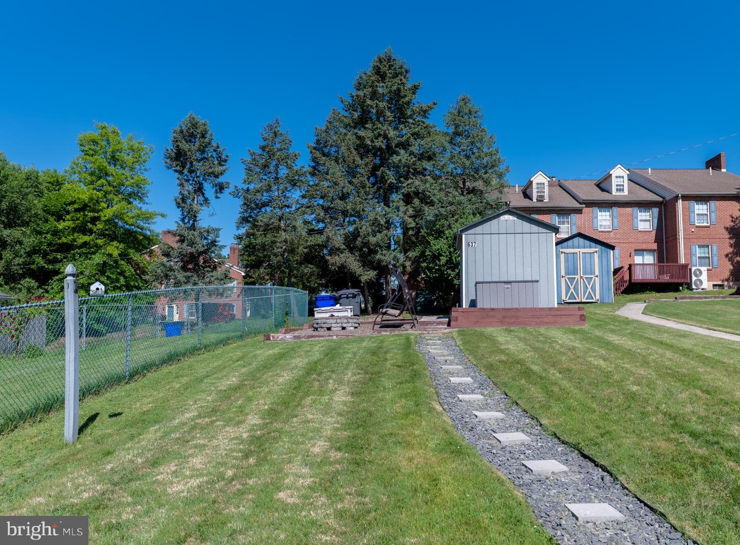 637 Willow Street photo 39