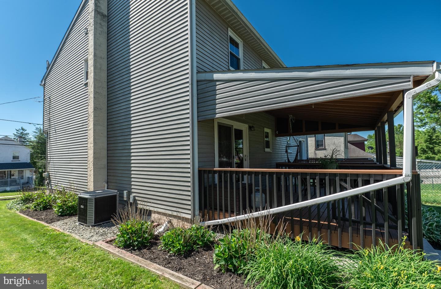 637 Willow Street photo 47