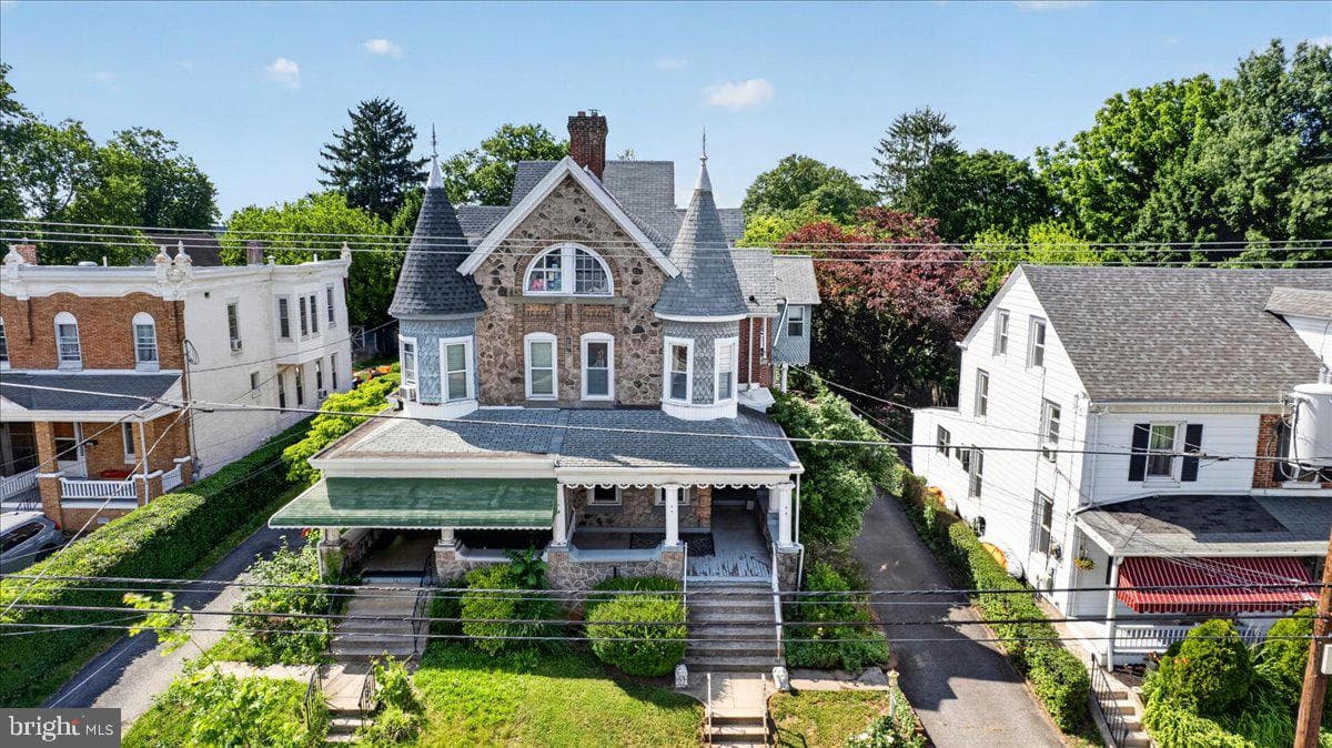 545 Walnut Street photo 3