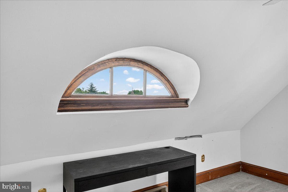 545 Walnut Street photo 36