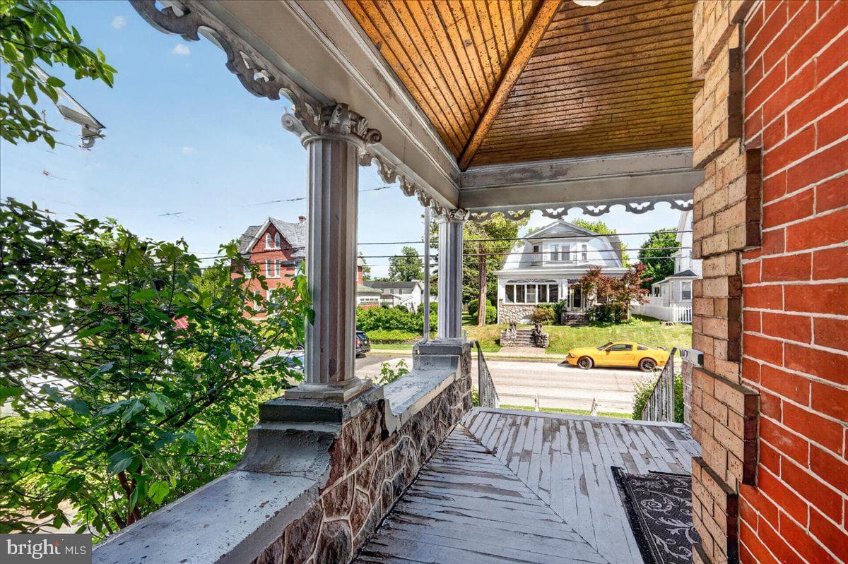 545 Walnut Street photo 45