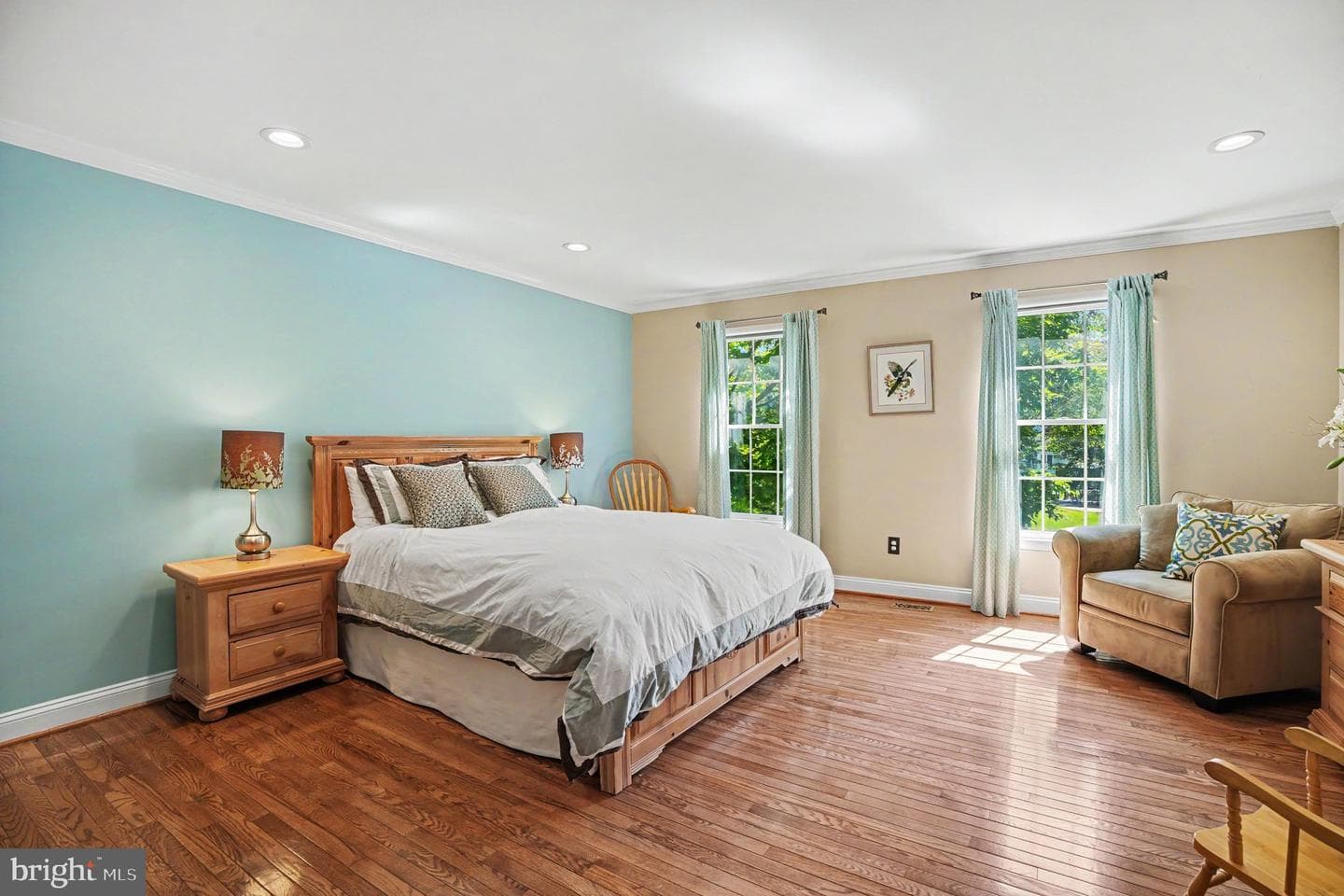 221 Hazeltine Circle photo 30