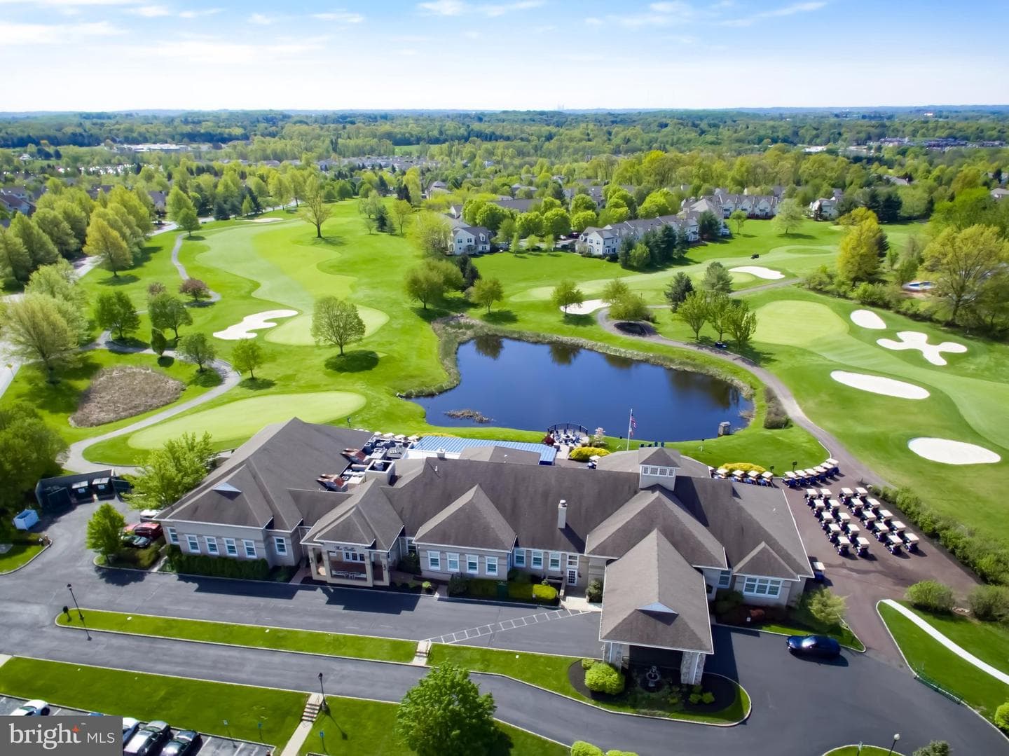 221 Hazeltine Circle photo 43