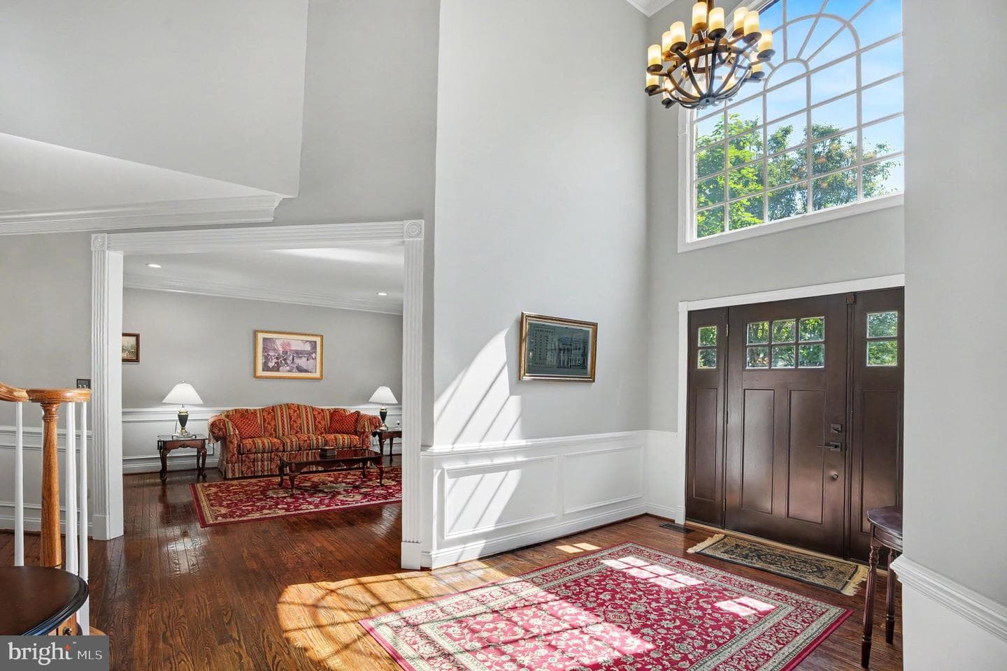 221 Hazeltine Circle photo 5