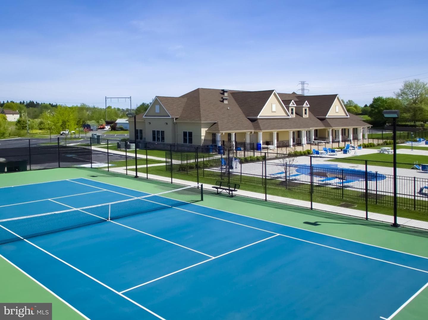 221 Hazeltine Circle photo 59