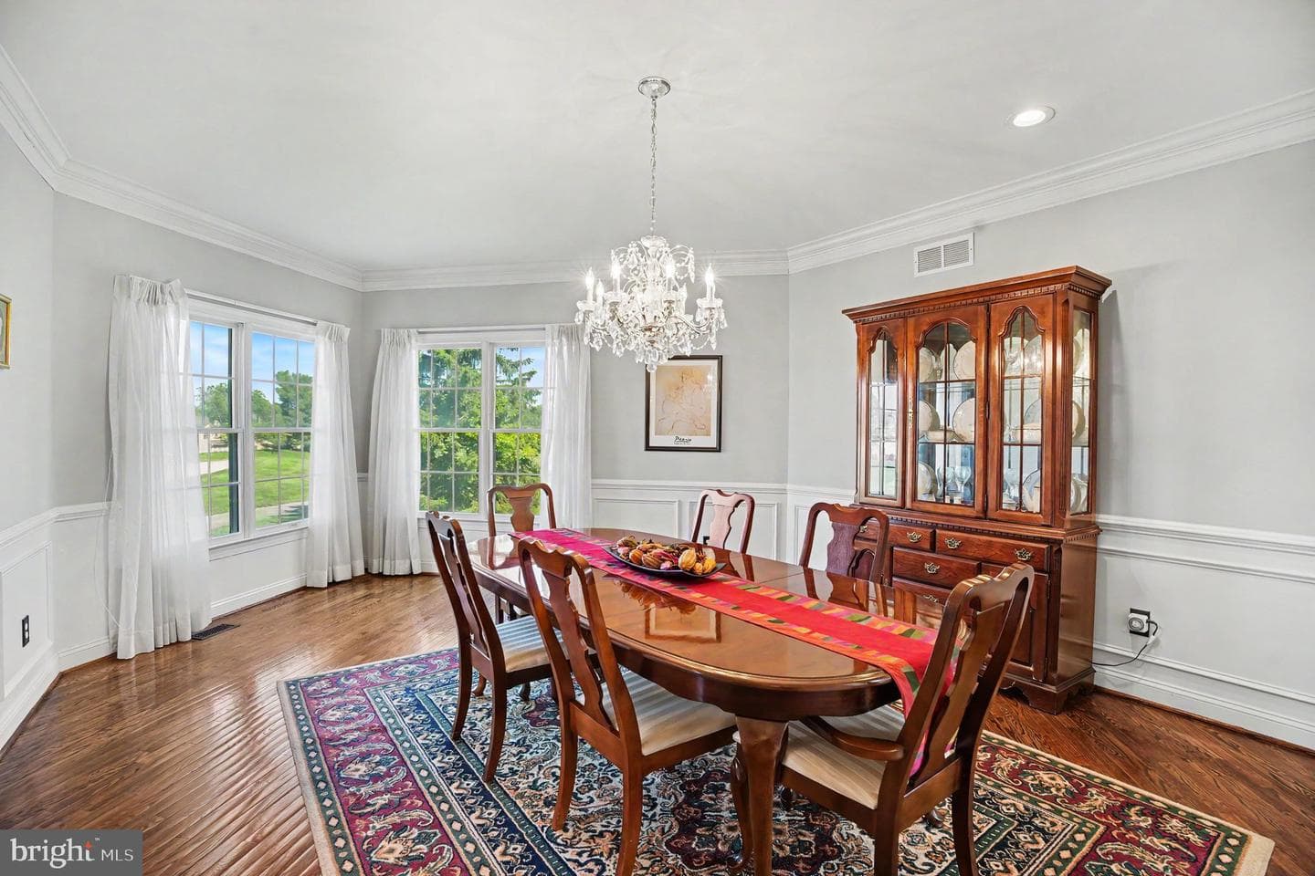 221 Hazeltine Circle photo 9