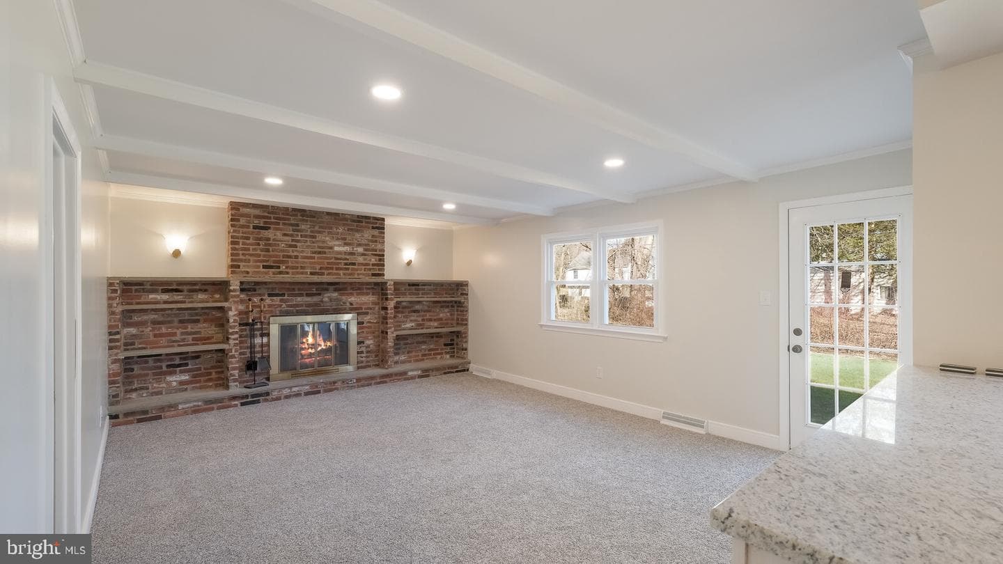 2548 Damian Drive photo 17