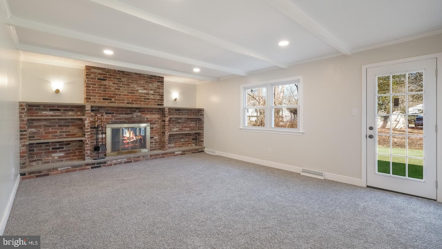 2548 Damian Drive photo 18