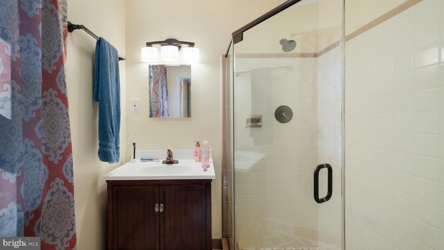 2548 Damian Drive photo 24