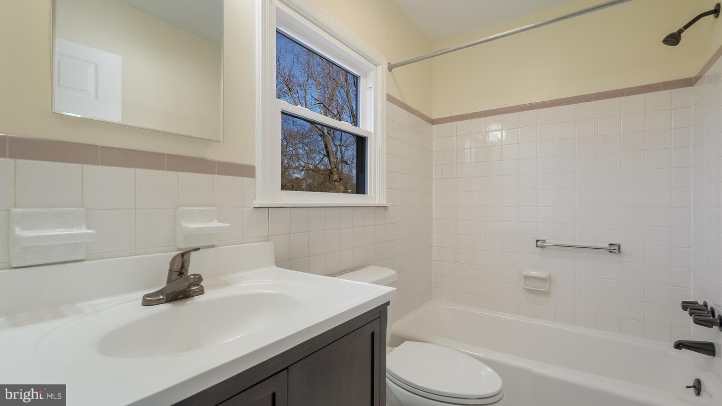 2548 Damian Drive photo 31