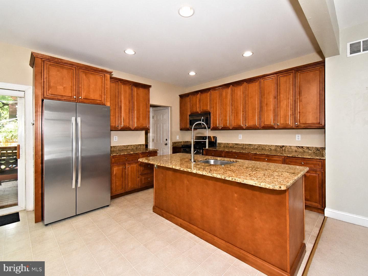 628 Jones Avenue photo 15