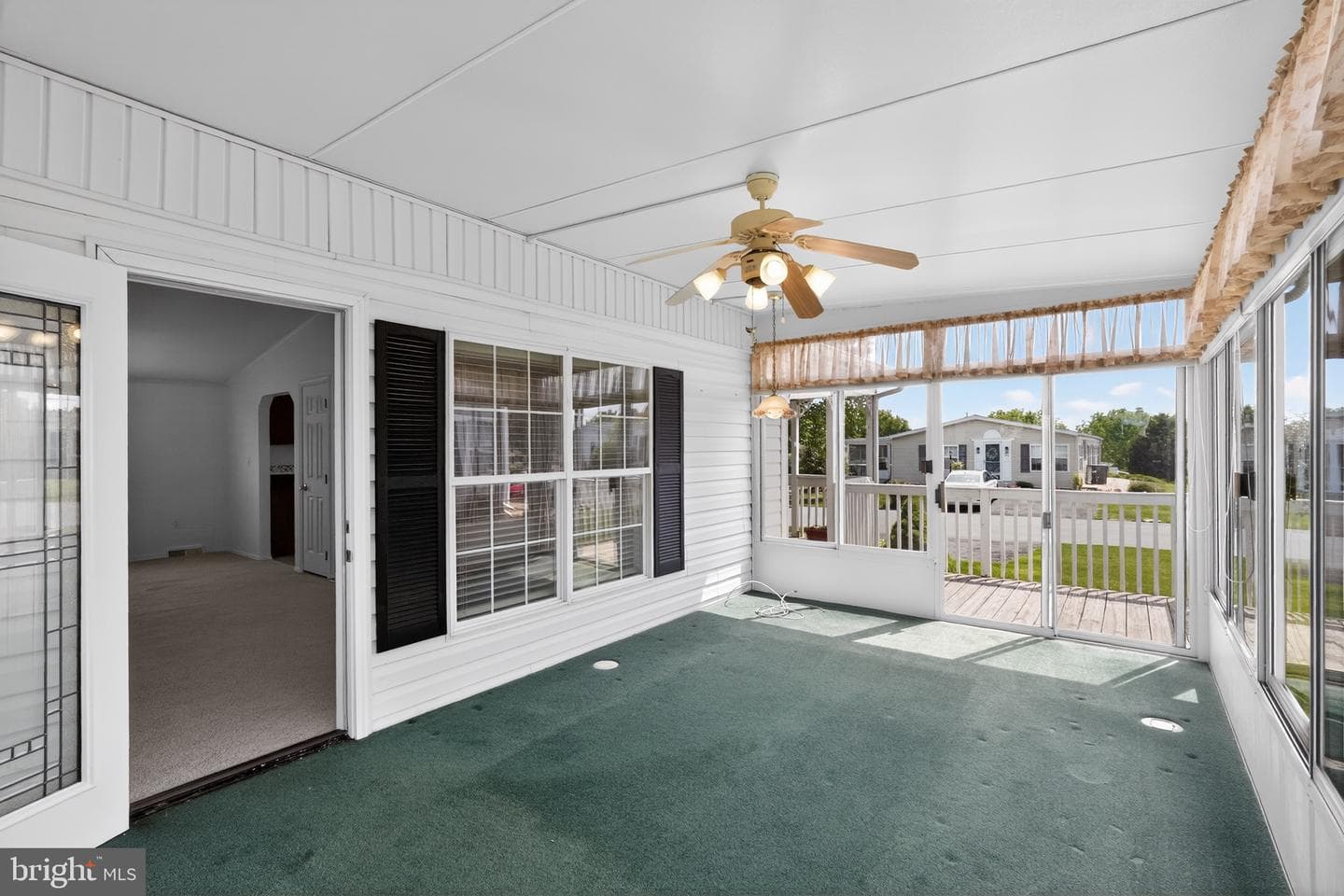 24 Longwood Court E photo 24