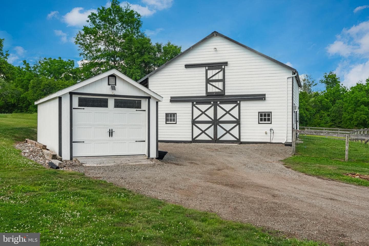 144 Middle Creek Road photo 11