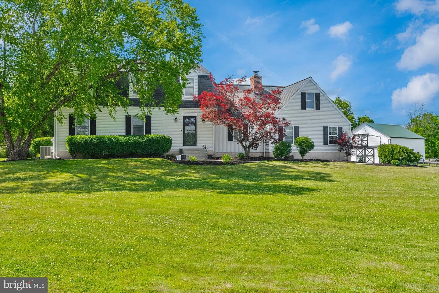 144 Middle Creek Road photo 4