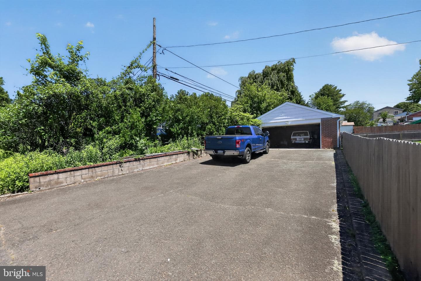 504 Louise Road photo 4