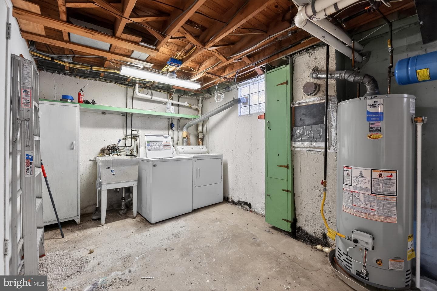 504 Louise Road photo 40