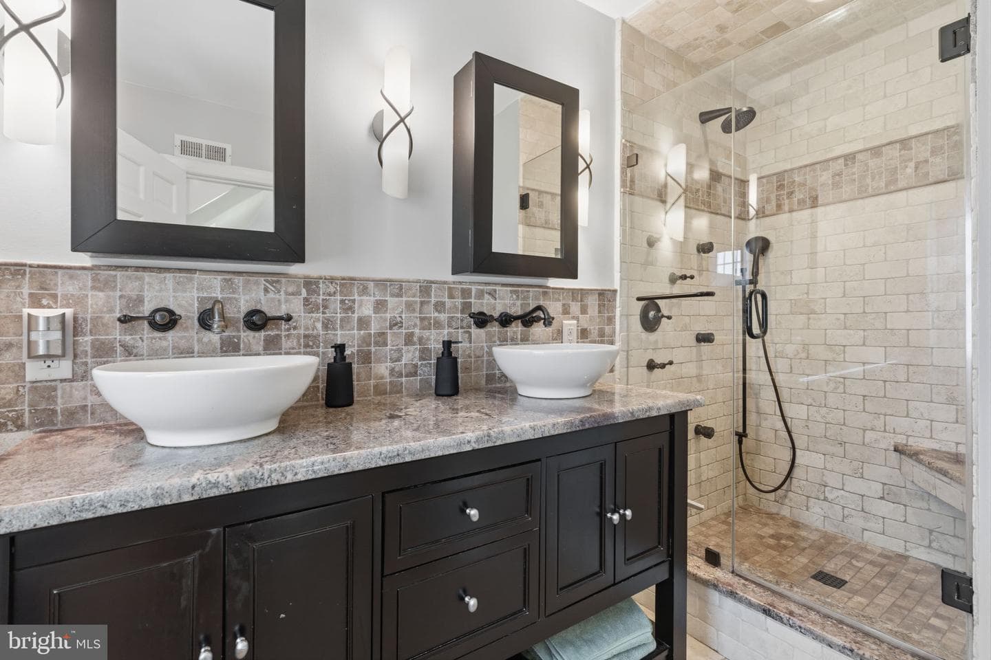 1242 Gordon Road photo 24
