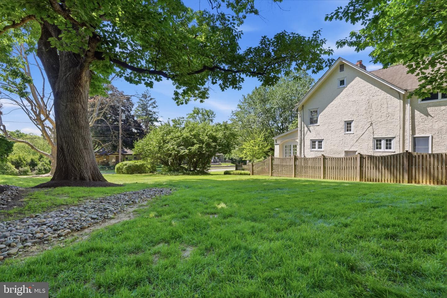 8210 Fairview Road photo 42