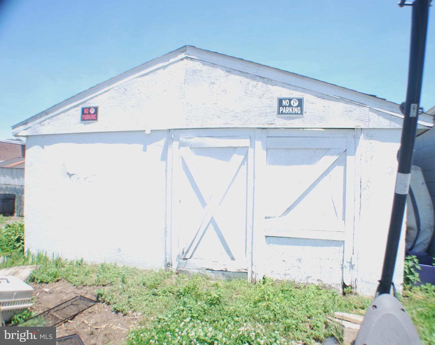 224 W 5th Street photo 3