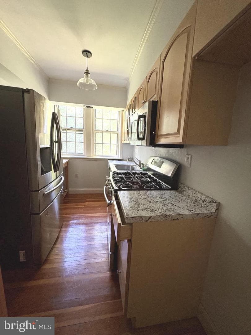 415 City Avenue #E-2 photo 11