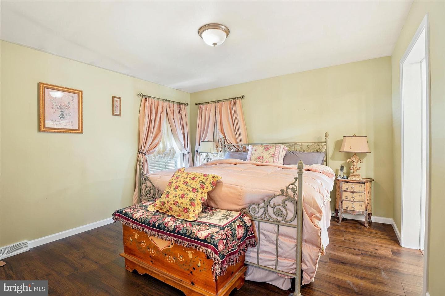 308 Meadow Court photo 11