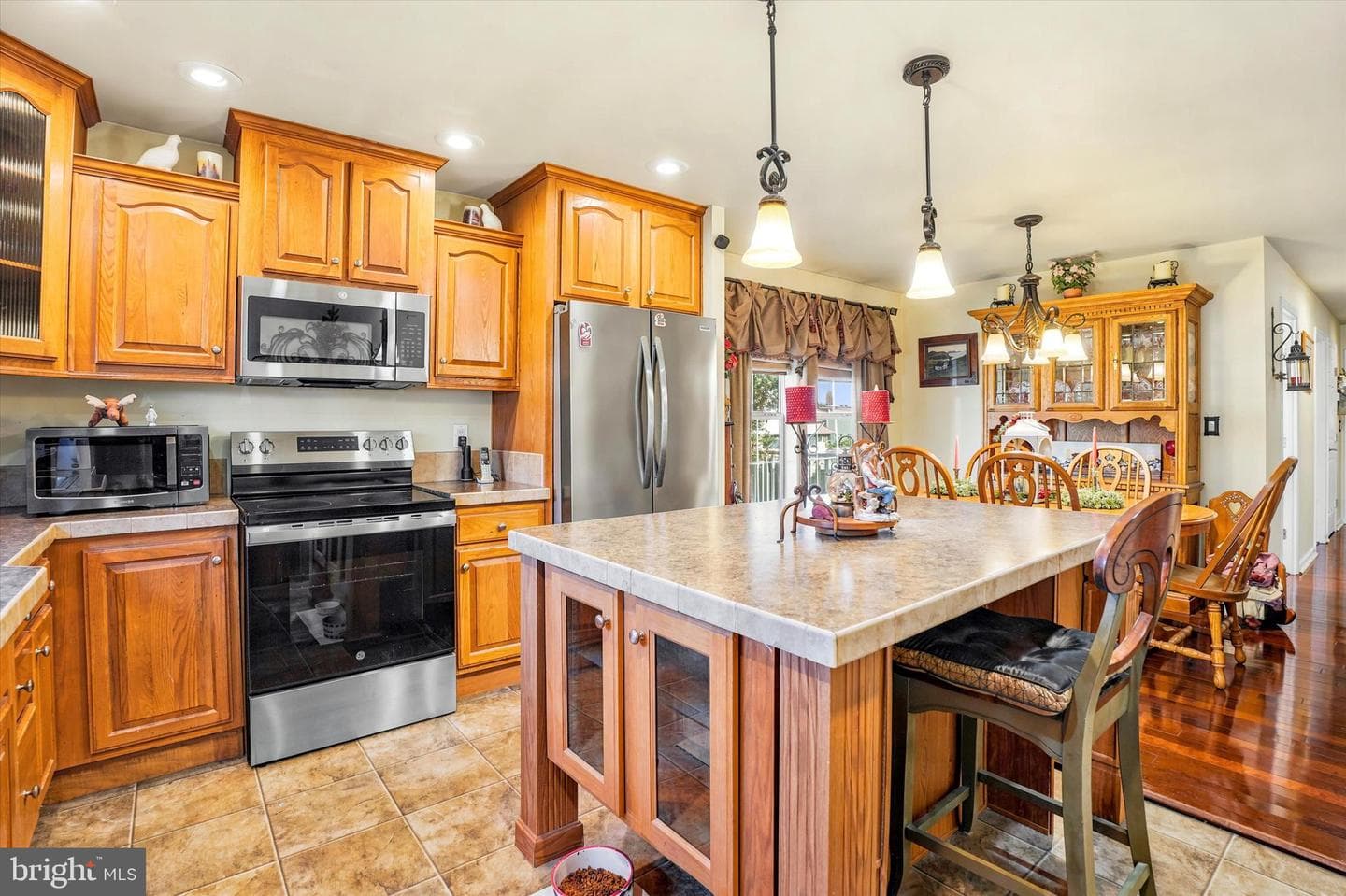 308 Meadow Court photo 5