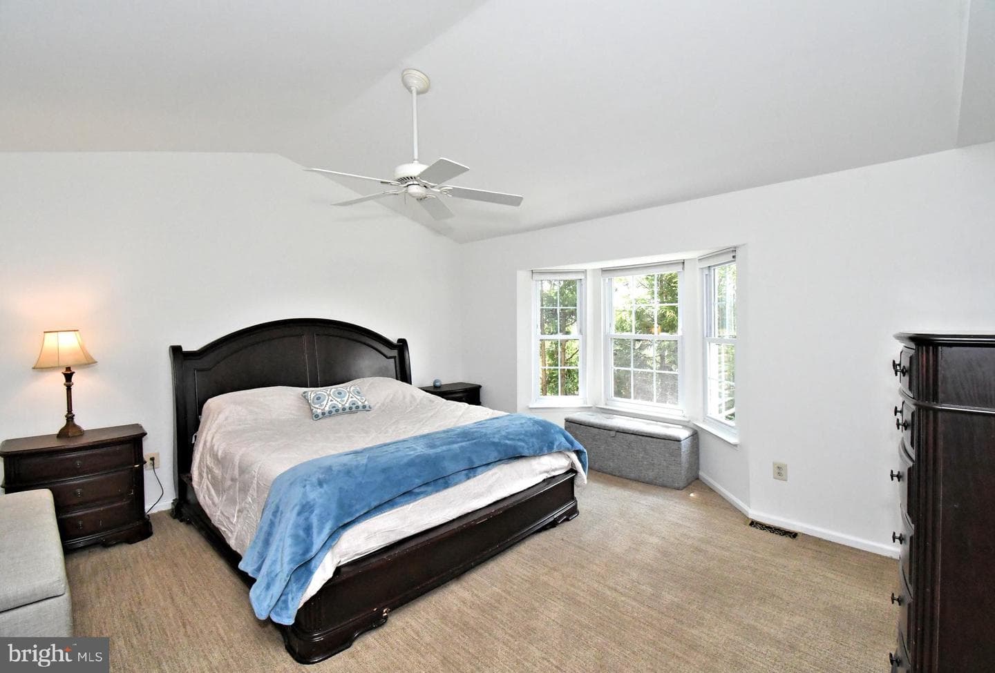 103 Chaucer Court photo 29