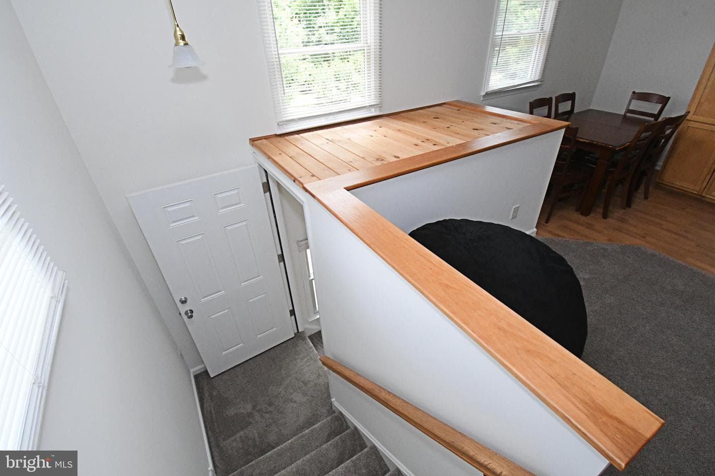 103 Chaucer Court photo 68