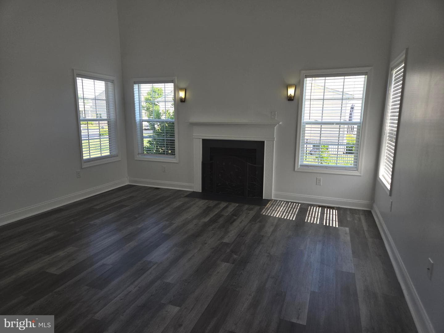 100 Lilac Lane photo 21