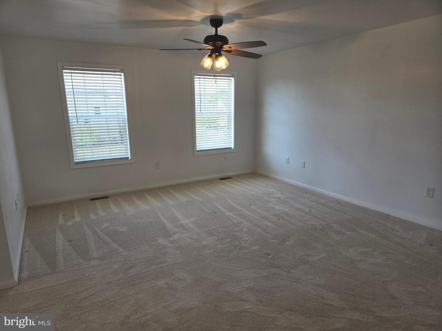 100 Lilac Lane photo 33