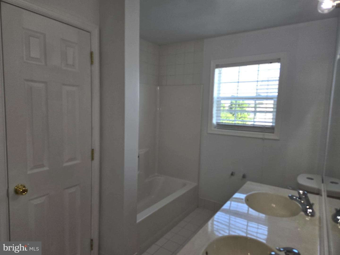 100 Lilac Lane photo 43
