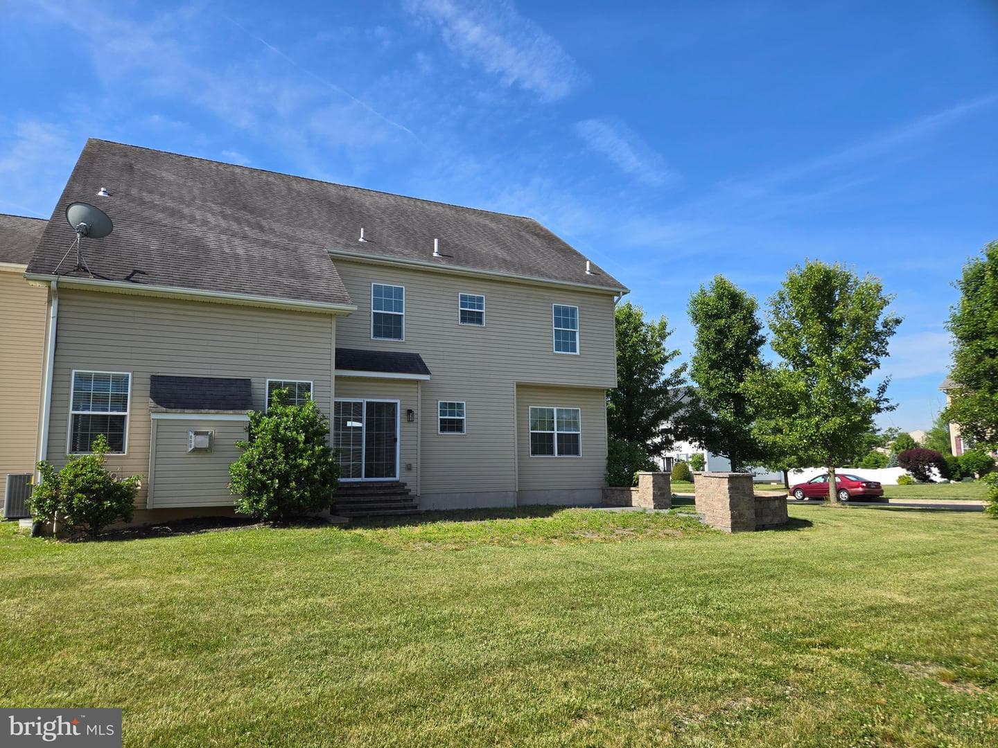 100 Lilac Lane photo 7