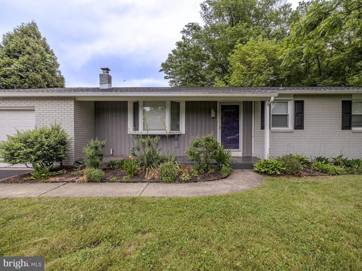 13 Mele Avenue photo 4