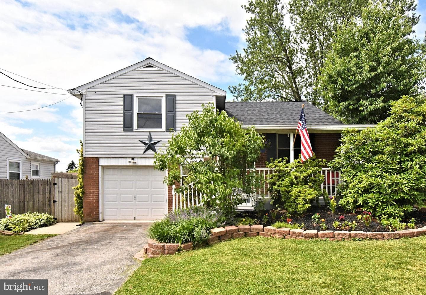 189 Anthony Wayne Dr.
