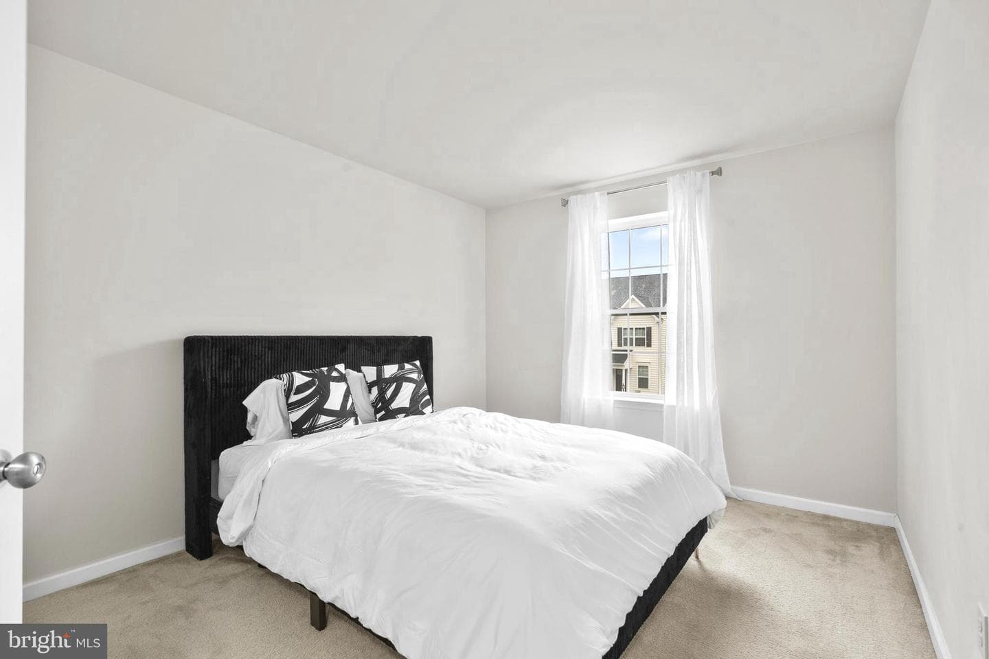 420 Sweet Bay Lane photo 16