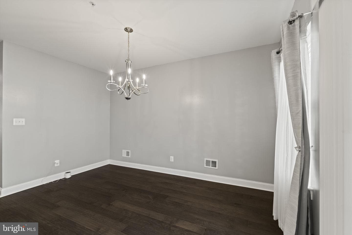 428 Hurst Street photo 16