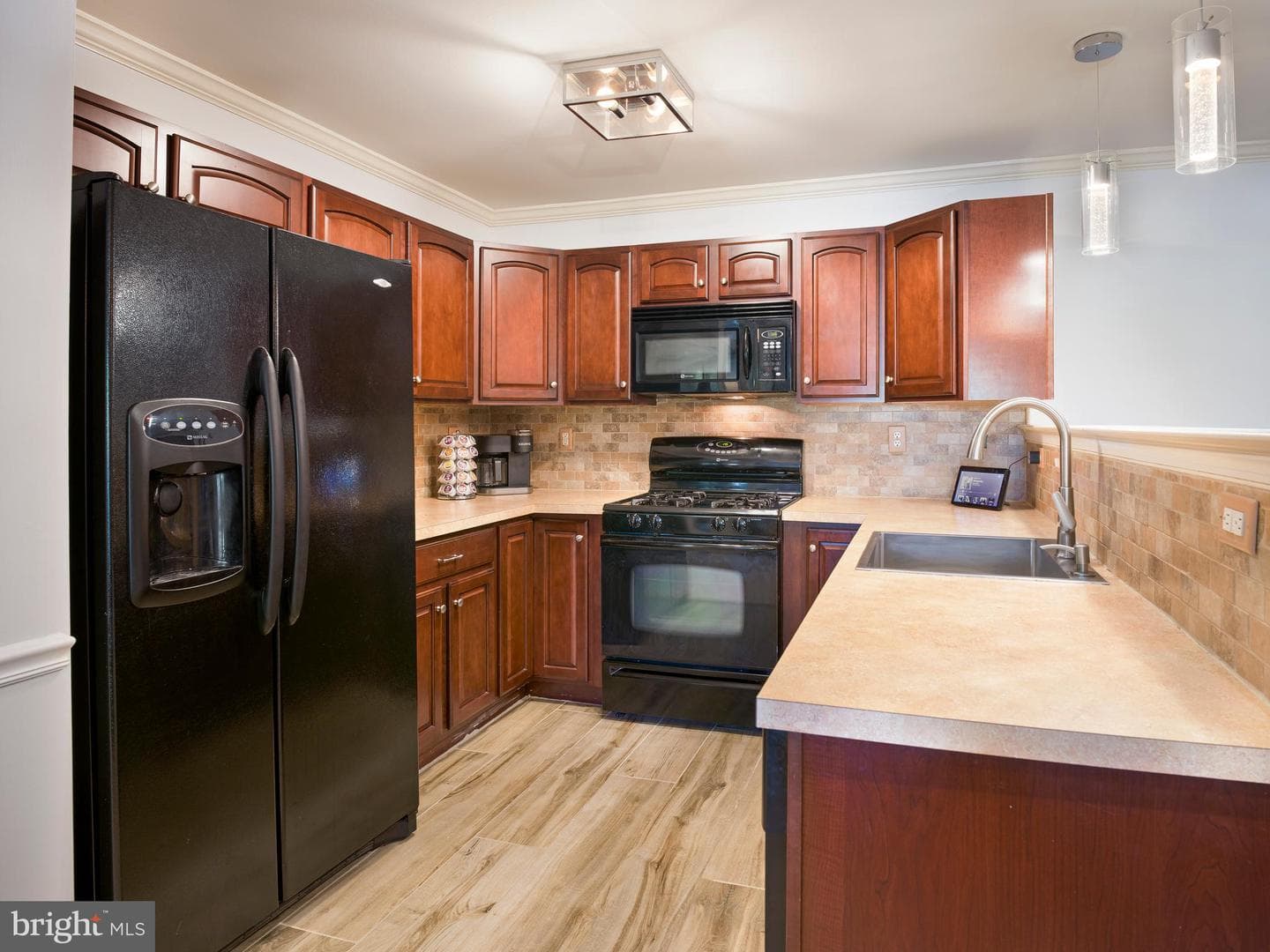 3910 Ashland Drive #118 photo 16