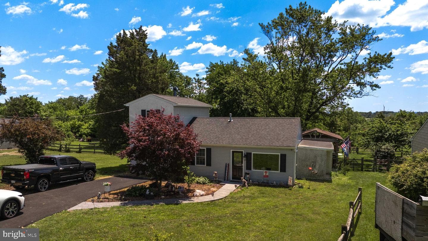 160 Highland Road photo 4