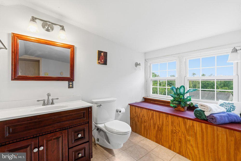 201 E Moyer Road photo 32