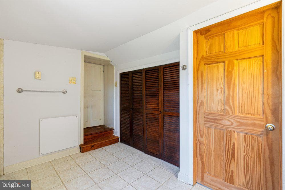 201 E Moyer Road photo 34