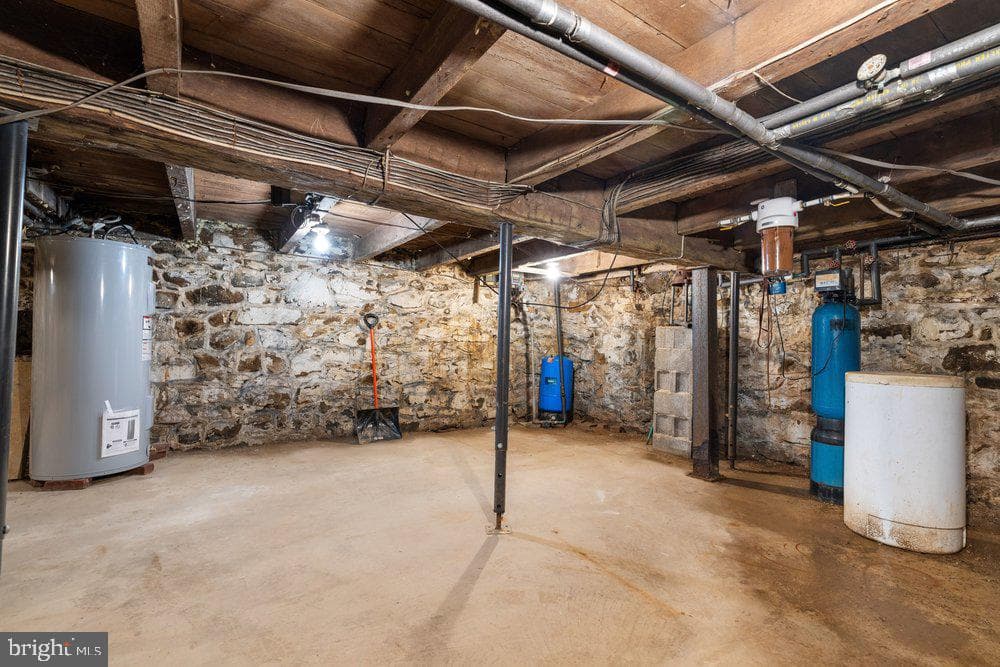 201 E Moyer Road photo 38