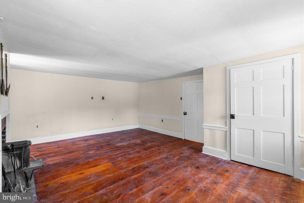 201 E Moyer Road photo 40